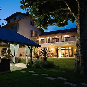 3* Hotel Logis Saint Simond